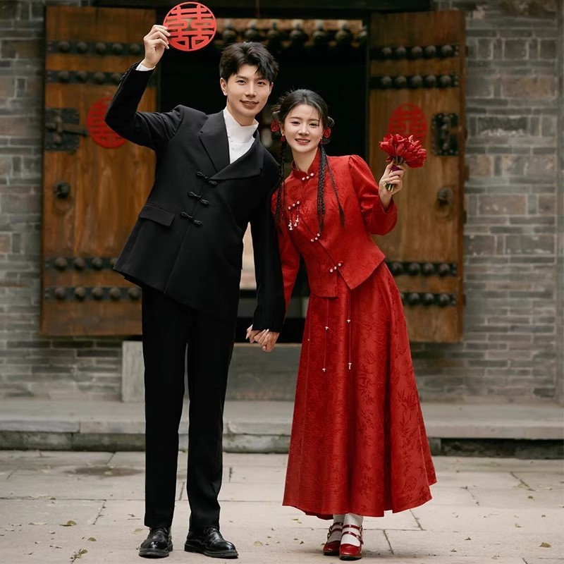 Red Bridal Suit for Toasting, New Chinese Style Engagement Dress, Wedding Homecoming Casual Cheongsam with Long Sleeves and a High-End Feel