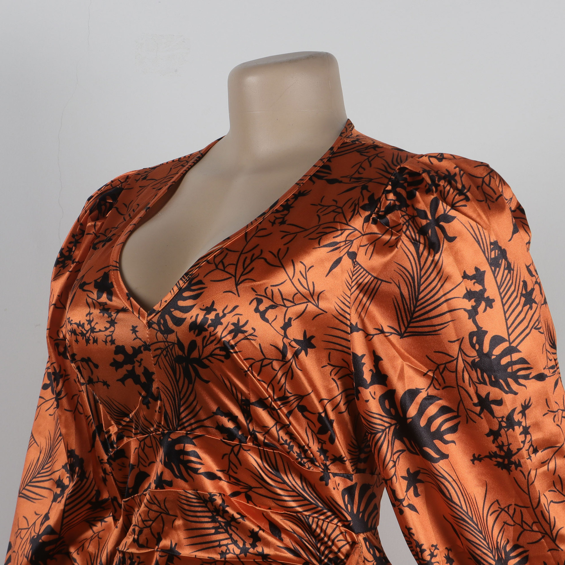 Women's Clothing Sexy Printed Ruffled Lantern Sleeve Hip Hugging Slim Fit Long Sleeve Dress_voghion.com