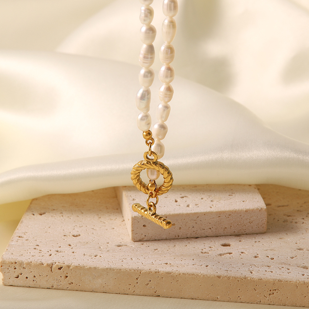 Elegant Geometric Stainless Steel Titanium Steel Beaded Pearl Necklace