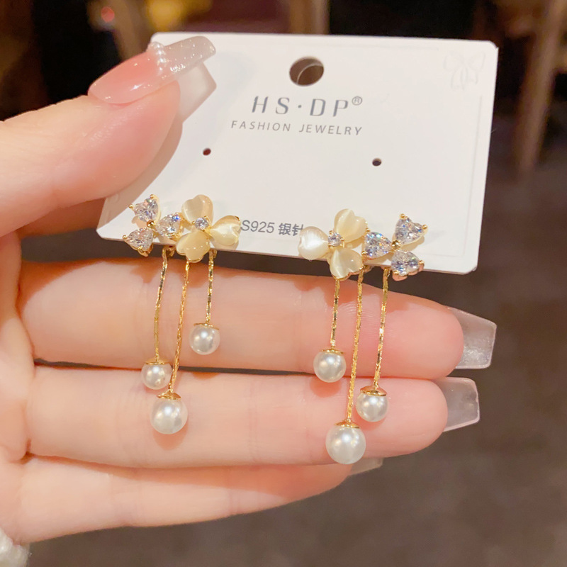 Korean sophisticated fashionable cute universal fresh earrings with…