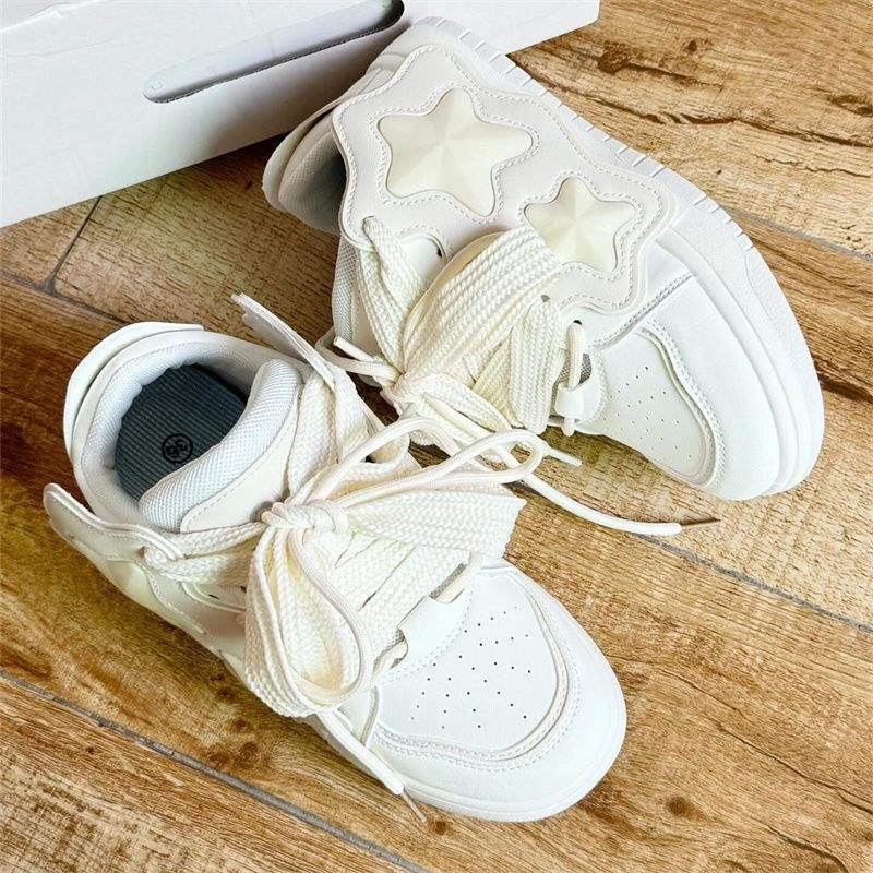 Zapatos de skate super suaves de estrellas para mujeres 2025 otoño nueva tendencia de moda versátil zapatos de pan esportivos casuales ligeros