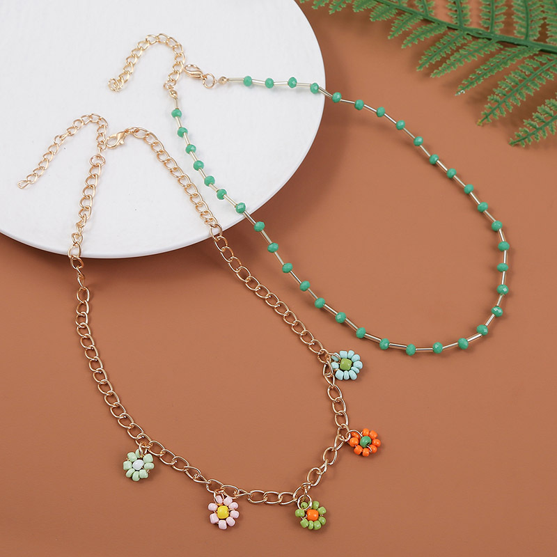 Fashion Bohemian Hand-woven Beaded Multi-layer Flower Necklace display picture 3