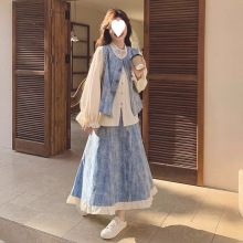 秋季2025新款设计感马甲半身裙三件套蓝色小清新牛仔提花套装裙女