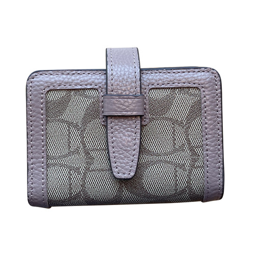 Genuine leather driver's license card holder for women, small, exquisite and high-end 2024 new model with large capacity and multiple card slots, high-end sense