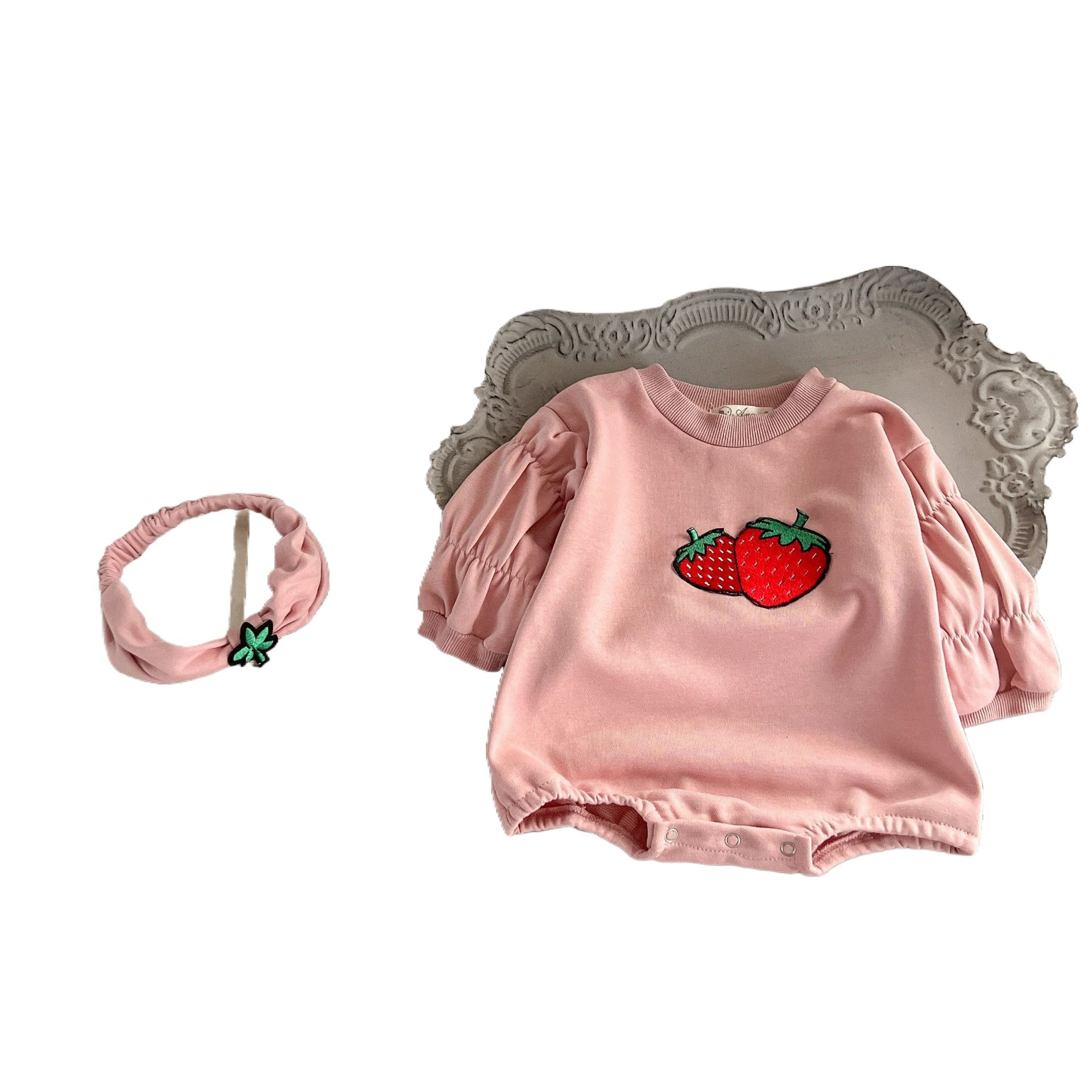 INS estilo coreano niñas bebé algodón suéter fresa bordado puff manga mameluco con pañuelo moda