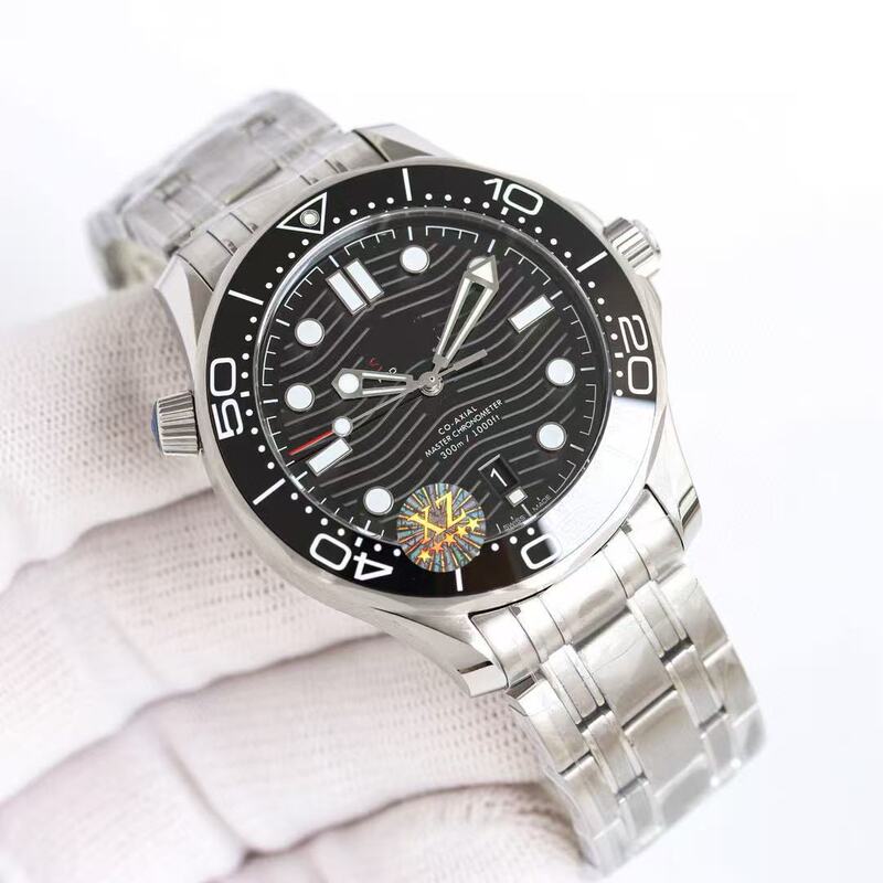 Ou Jia Haima 300 watch, fully automatic mechanical men's business watch with night light, direct sales from the manufacturer Ou Jia Haima 300 watch, fully automatic mechanical men's business watch with night light, direct sales from the manufacturer