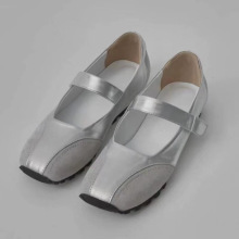 洋气百搭魔术贴一字带设计玛丽珍女鞋2024年春季新款软皮平底单鞋