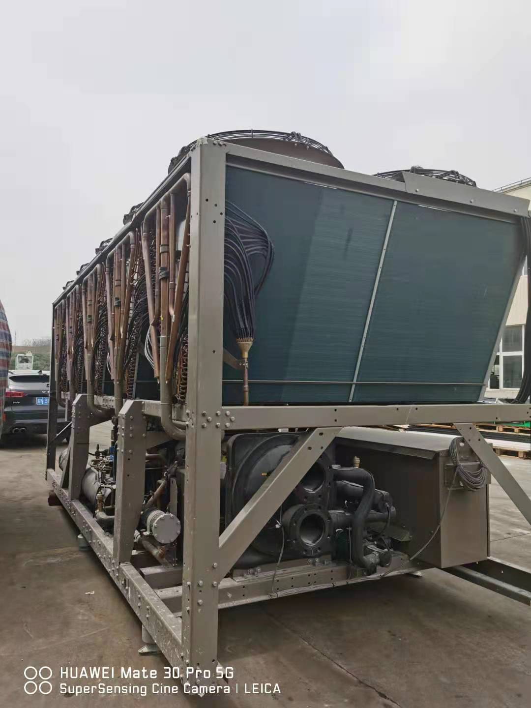 上海市嘉定出售约克风冷热泵YSPA1150YE-B 制冷量1184kw 337冷吨