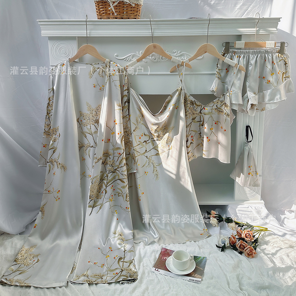 2025 Nueva Ropa de Casa de Seda de Hielo Estampada para Mujer Pijamas de Verano con Tirantes Traje de Cinco Piezas Shorts Ropa Interior Moda Camisón