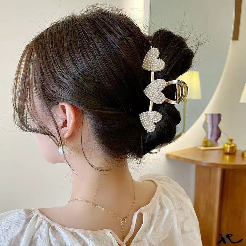 43g Weight Hair Claws Hair Accessories Type 1 Piece Quantity Daily Occasion Alloy Material Heart Shape Pattern Women's Gender Sweet Style Women's Sweet Heart Shape Alloy Hair Claws 3