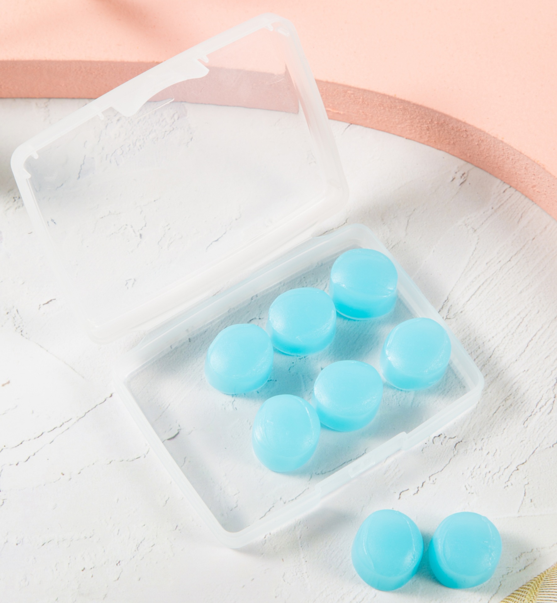 八粒盒装洗澡游泳学习护耳睡觉防噪隔音硅胶泥耳塞