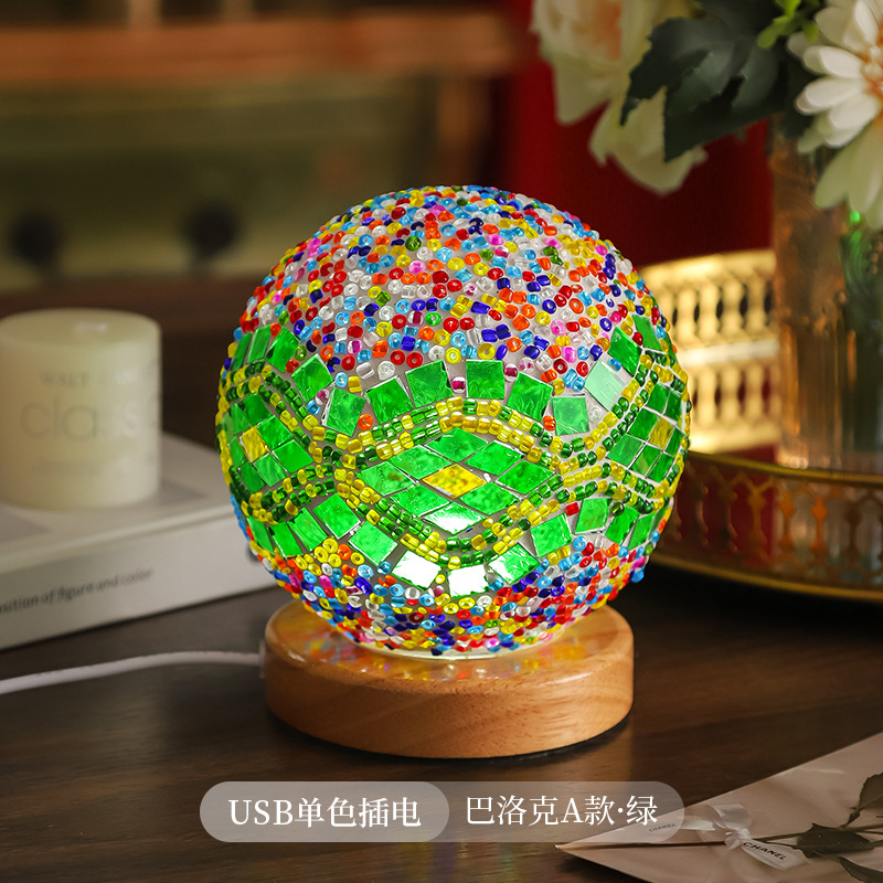 Mosaico transfronterizo luz de noche barroco romance y libertad Bohemia luz de noche creativa lámpara de mesa decorativa de vidrio