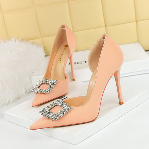 626-K5 European and American style banquet women's shoes, high heels, thin heels, shallow mouth, pointed side hollo