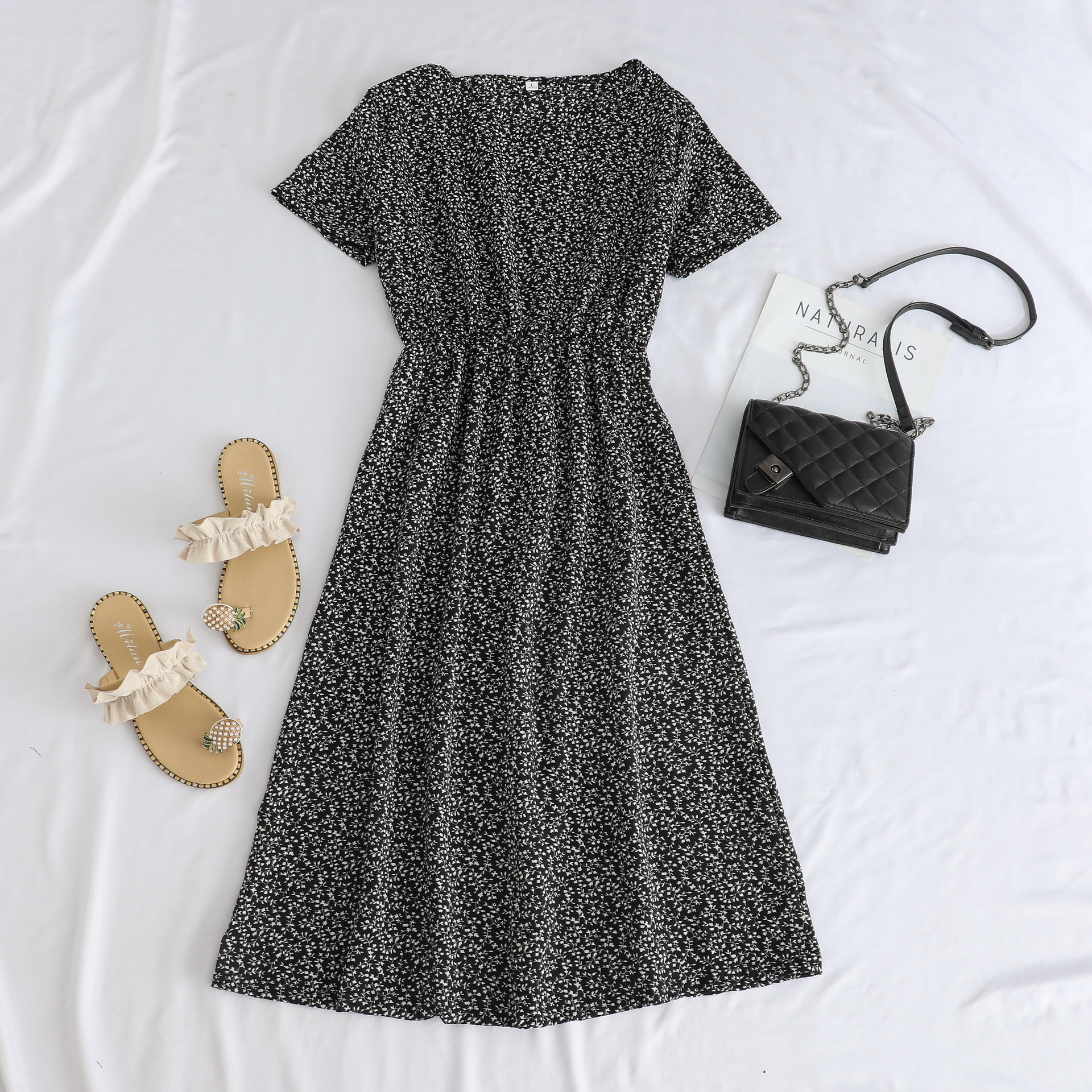 F37 블랙 스몰 플로럴