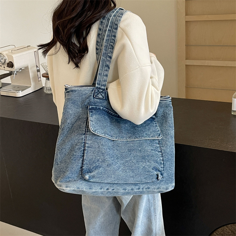 Bolsos para mujer 2024 nueva moda de mezclilla casual para mujer bolso de hombro de gran capacidad para viajes de clase