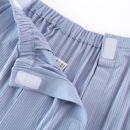 Hospital gown, easy to put on and take off, nursing gown, fracture free, fully open, bedridden elderly summer short-sleeved T-shirt pants wholesale