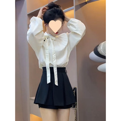 小七今年流行的漂亮套装女2025开春季新款上衣短裤减龄一整套穿搭