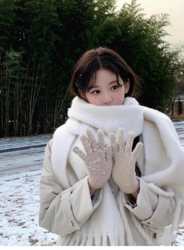 新款马海毛韩系围巾女冬季高级感渐变拼色加厚保暖韩版ins披肩礼|undefined