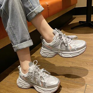 55�ϵ�Ь2026�괺���¿�W��͸��ٴ��p�������ߕr�����eЬ