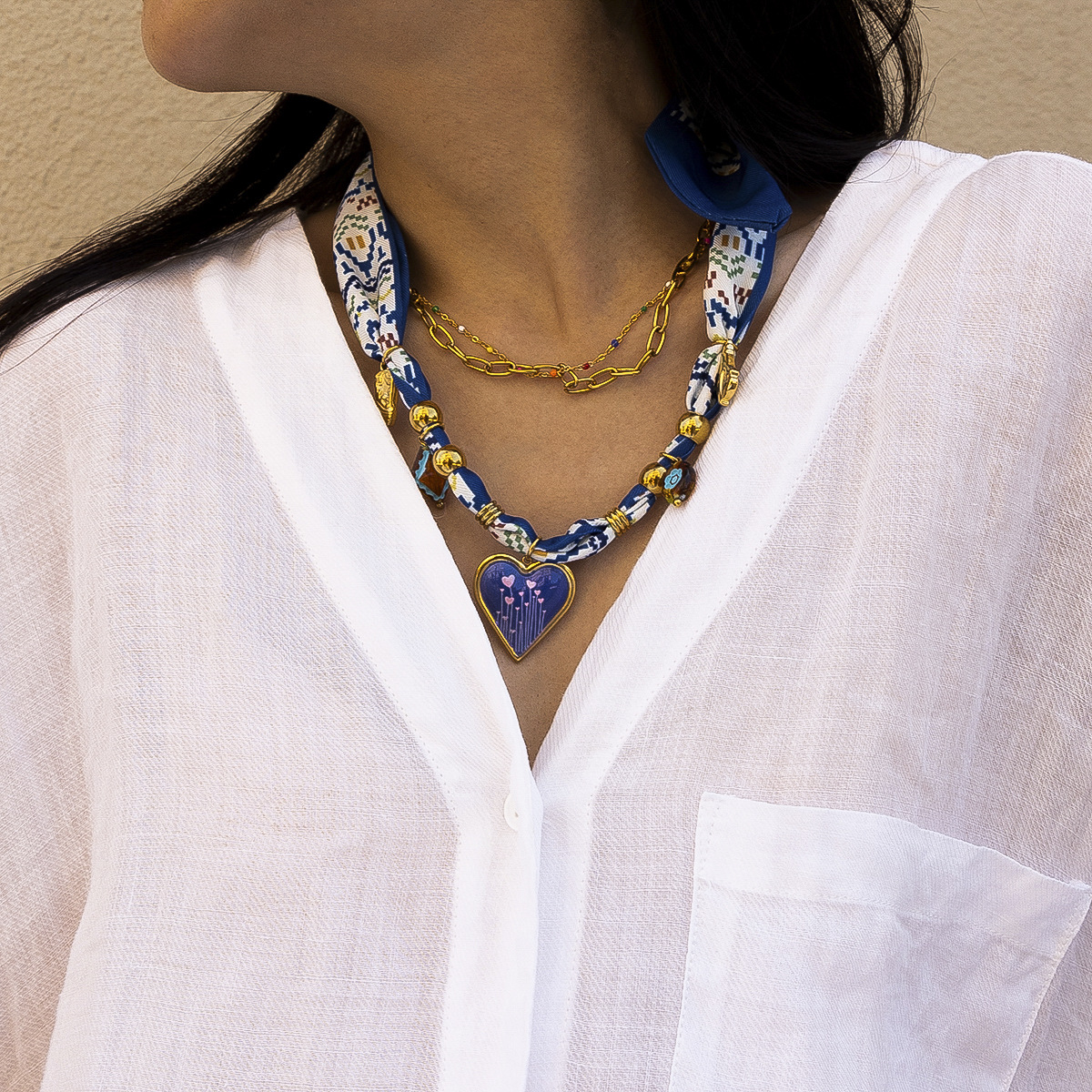 Collar de acero inoxidable de alta calidad ligero y lujoso, bufandas azules, collar de amor de titanio, acero no se desvanece.