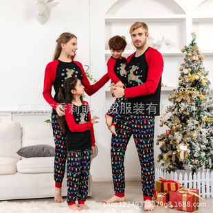 2022 new European and American eaby Christmas elk printing children's home clothes long sleeved pajamas set children's home clothes spot