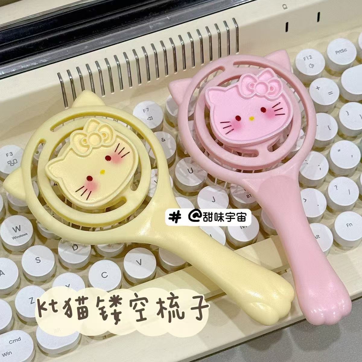 새로운 만화 kt 고양이 중공 모양 빗 고양이 발톱 중공 빗 마사지 두피 귀여운 솜털 빗 학생 휴대용
