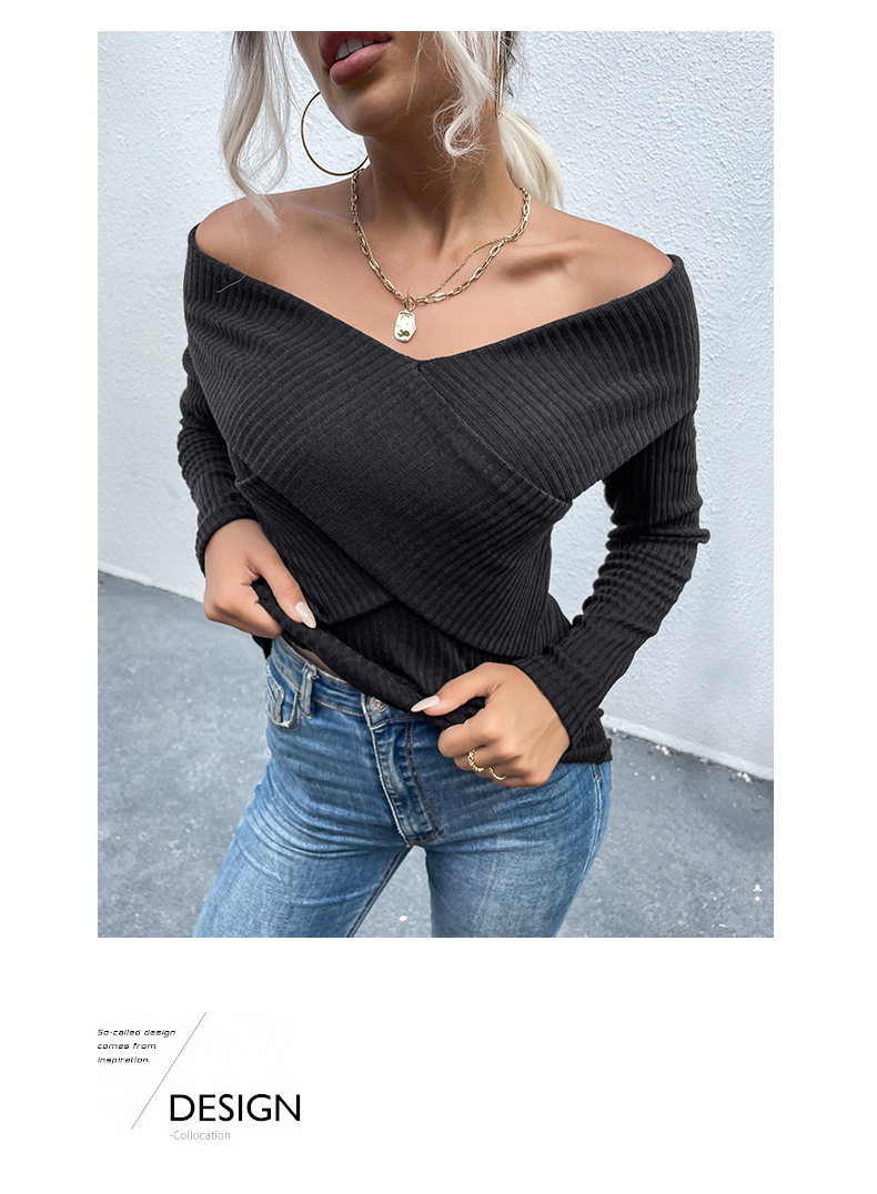 Pullover maglione con spalle scoperte, vestibilità slim, scollo a V, tinta unita_voghion.com