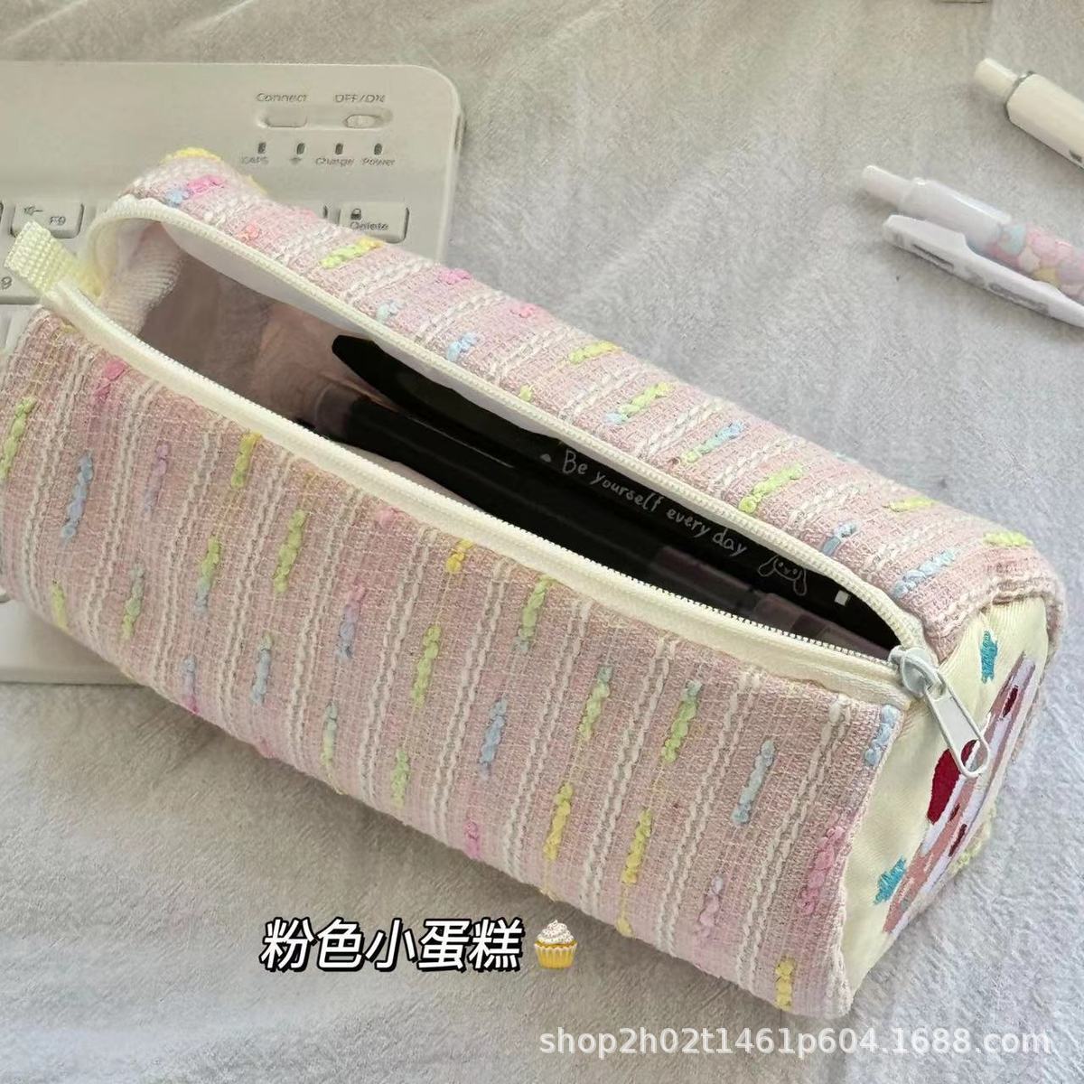 かわいいいちごケーキ筆袋大容量円筒文房具収納袋中高生小清新デスクトップ筆箱女