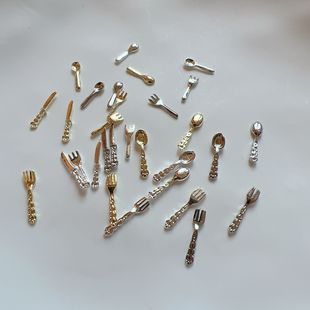 �����Ʒ���׺Ͻ�����ɐ۲;ߵ������Π�ָ�׽����Ʒ