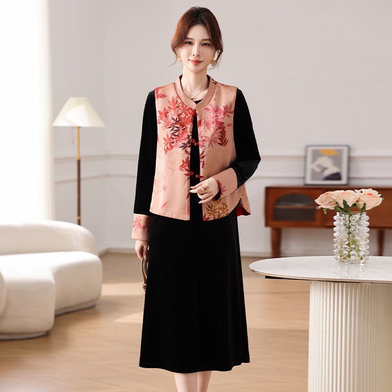 Mom's Spring Outfit: Velvet Dress Two-Piece Set for Middle-Aged and Elderly Women, Spring and Autumn Vest Jacket, New Chinese Style with a National Flair