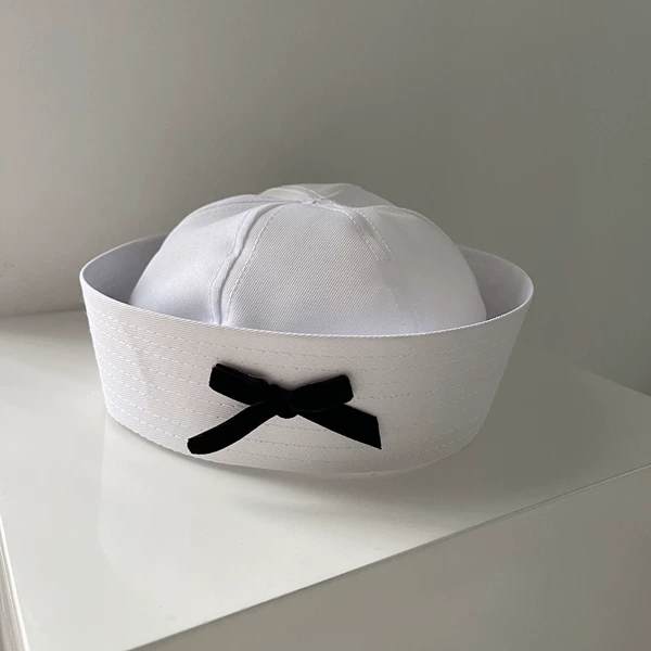 With bow, white