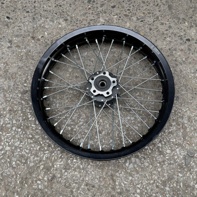 Suitable for QiuLong Light Bee Motorcycle wheel hub - rear-wheel-215-16-hub-assembly