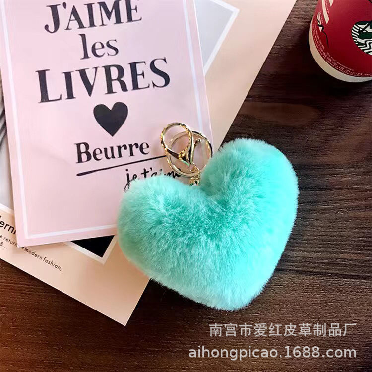 Fábrica al por mayor imitación de piel de conejo rex colgante de amor multicolor felpa corazón de melocotón llavero bolso en forma de corazón colgante de hebilla de anillo redondo