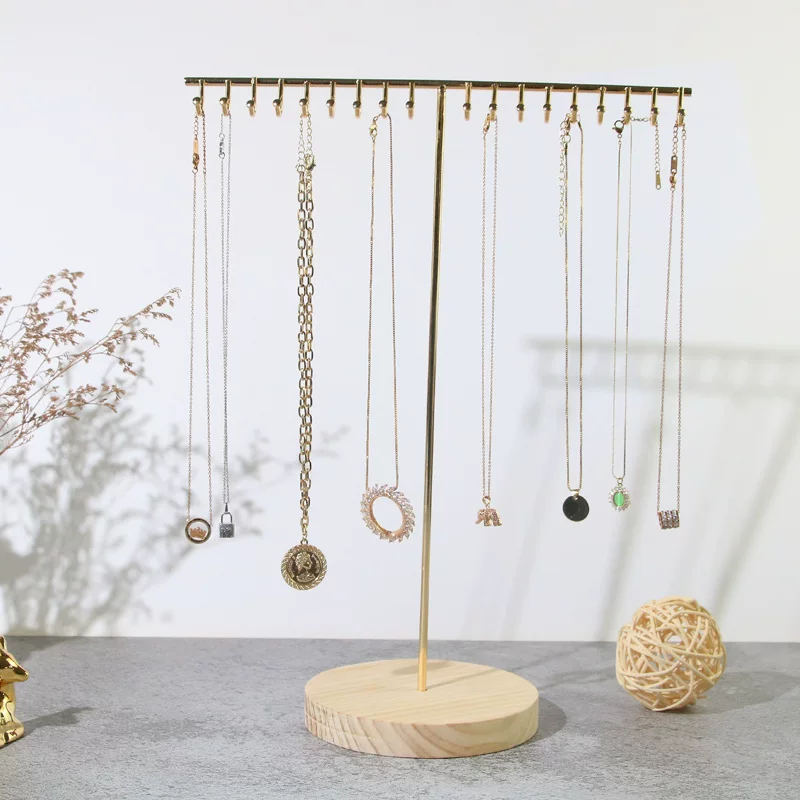 Necklace, stand, storage system, pendant, accessory, simple and elegant design
