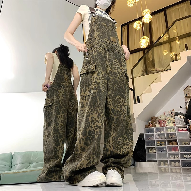 韓国版の多ポケットヒョウ柄のデニムの男女の背もたれのズボンはアメリカ式の街頭のカジュアルな連体のズボンを修理します。|undefined
