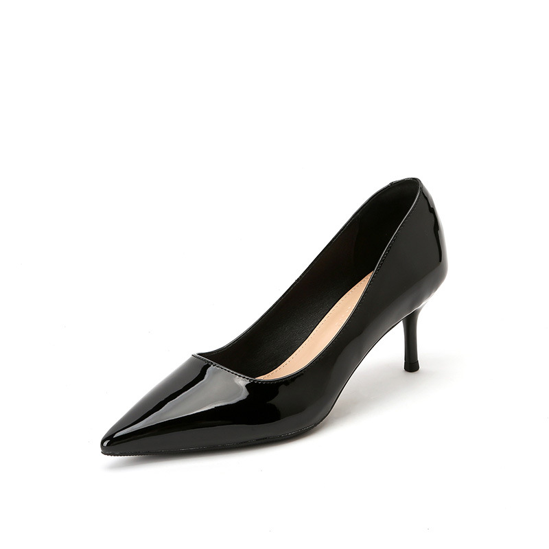 Zapatos de tacón alto para mujeres primavera 2022 nuevo temperamento diosa estilo desnudo tacones afilados no cansados zapatos profesionales