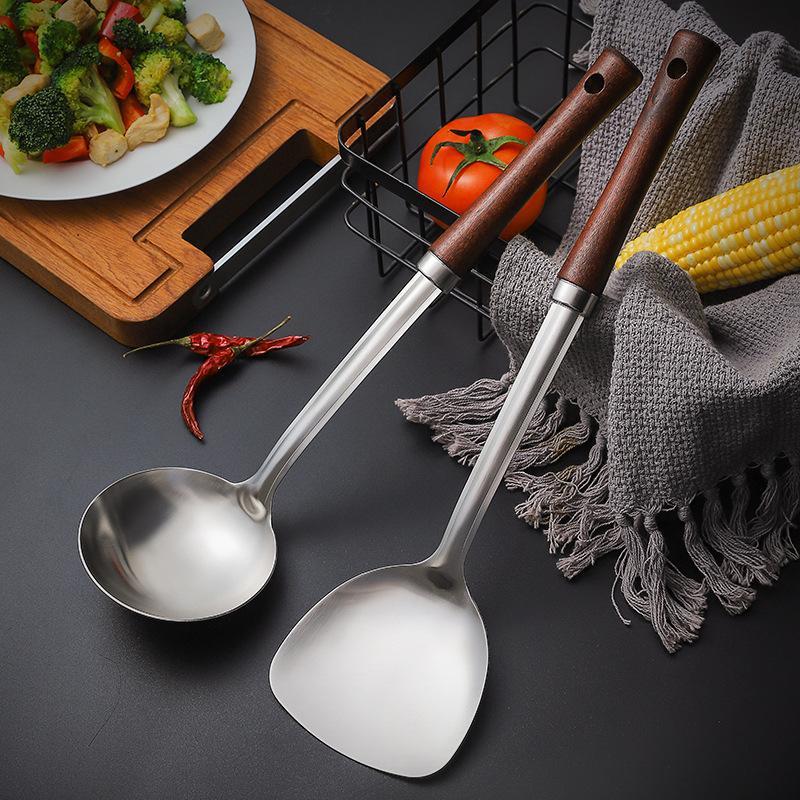 Soup spoon, chef's pot spoon, thickened cooking utensil, household kitchen long-handled frying spoon, soup spoon, kitchen utensil set for kitchen use
