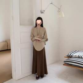 羊城故事 慵懒宽松针织毛衣套装女秋季新款气质鱼尾半身裙两件套