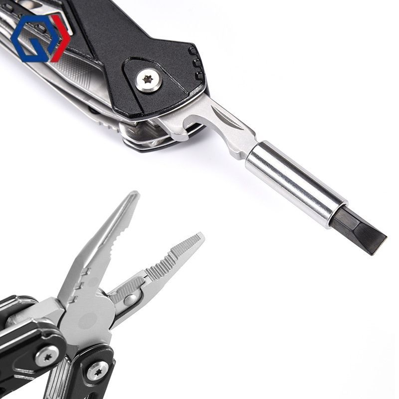 庆迪多功能钳子越野版便携多用生火工具钳战术折叠钳户外野营救生