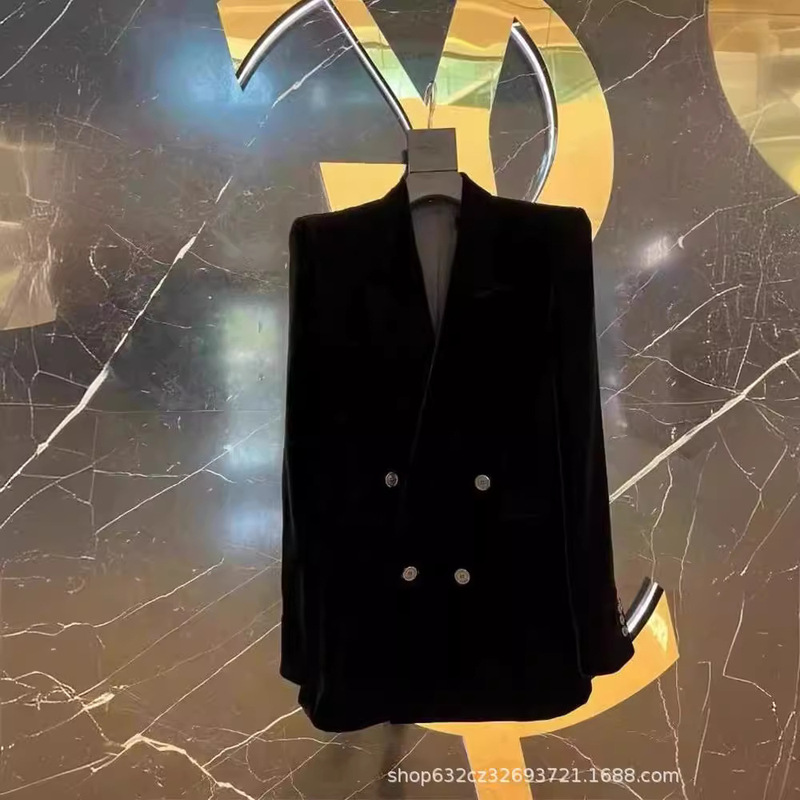 Black High-End Street-Style Blazer for Women, 2025 New Double-Breasted Velvet Silhouette Casual Suit Jacket Black High-End Street-Style Blazer for Women, 2025 New Double-Breasted Velvet Silhouette Casual Suit Jacket