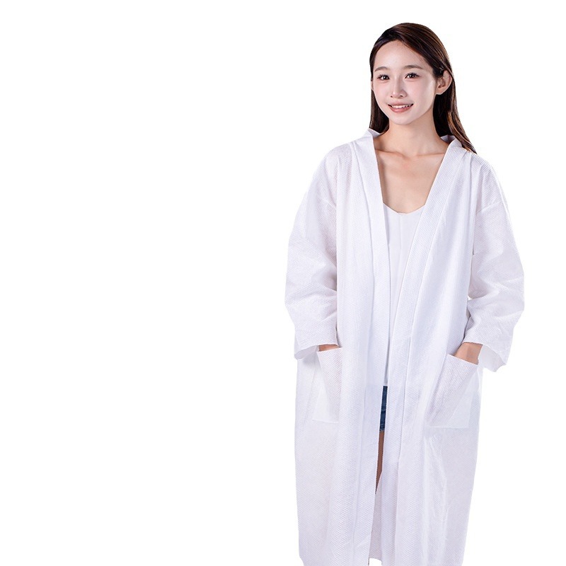 목욕 가운 일회용 목욕 가운 일회용 호텔 목욕 가운 휴대용 목욕 가운 깨끗한 위생 두꺼운 편안한 피부 친화적 인 청소