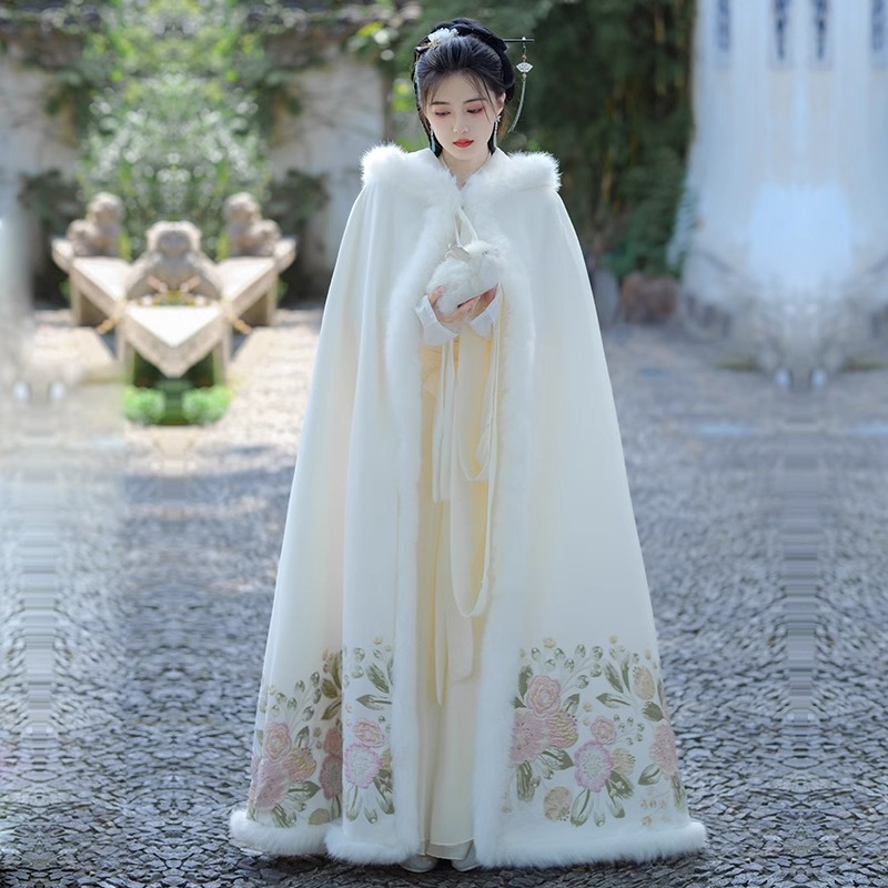 Cape Hanfu for Women 2026 Autumn and Winter New Style White Long Fleece-Lined Thickened Ancient Costume Cloak Super Fairy-Like Ancient Style Shawl