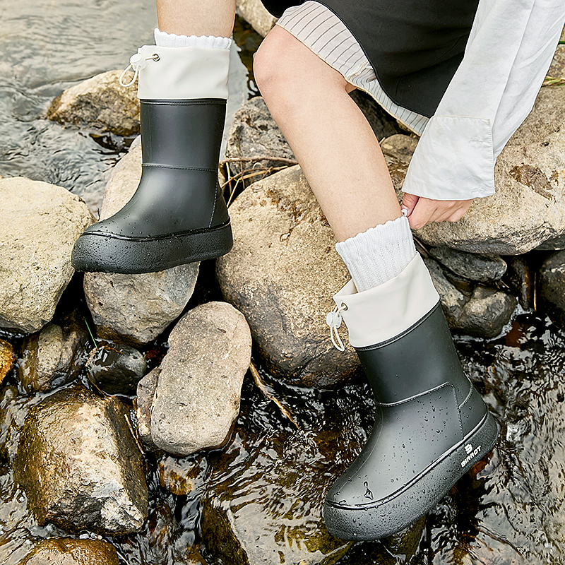 우아한 블랙(방수 커프스 스타일) | 한 사이즈 크게 선택하세요