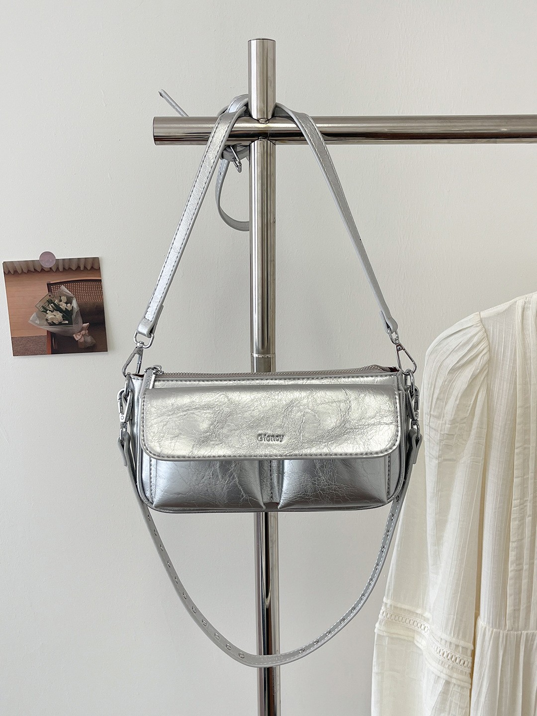 Bolsos de textura alta para mujeres 2026 nuevo lujo ligero exquisito versátil bolso cuadrado pequeño de moda casual mochila de hombro