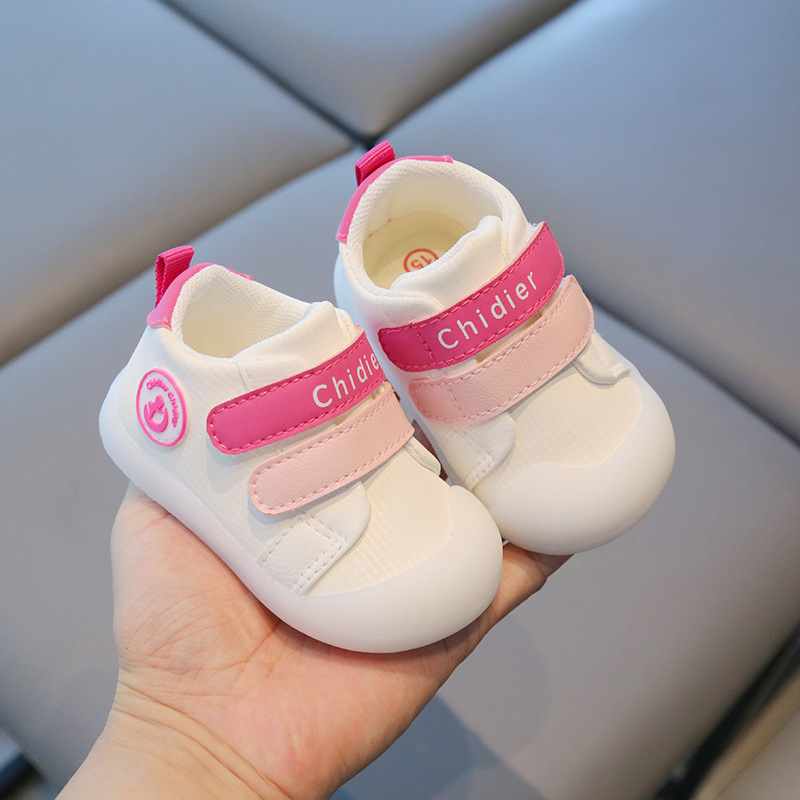 Bebé de fondo suave zapatos de niño de primavera y otoño nuevo bebé de 1 año de edad zapatos de cuero zapatos de los niños 4-6-8 meses