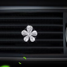 �߸�Ь܇�d���L����޹�A�����荻���Ů��܇��ˮ�b�Ʒ܇�����Ƭ