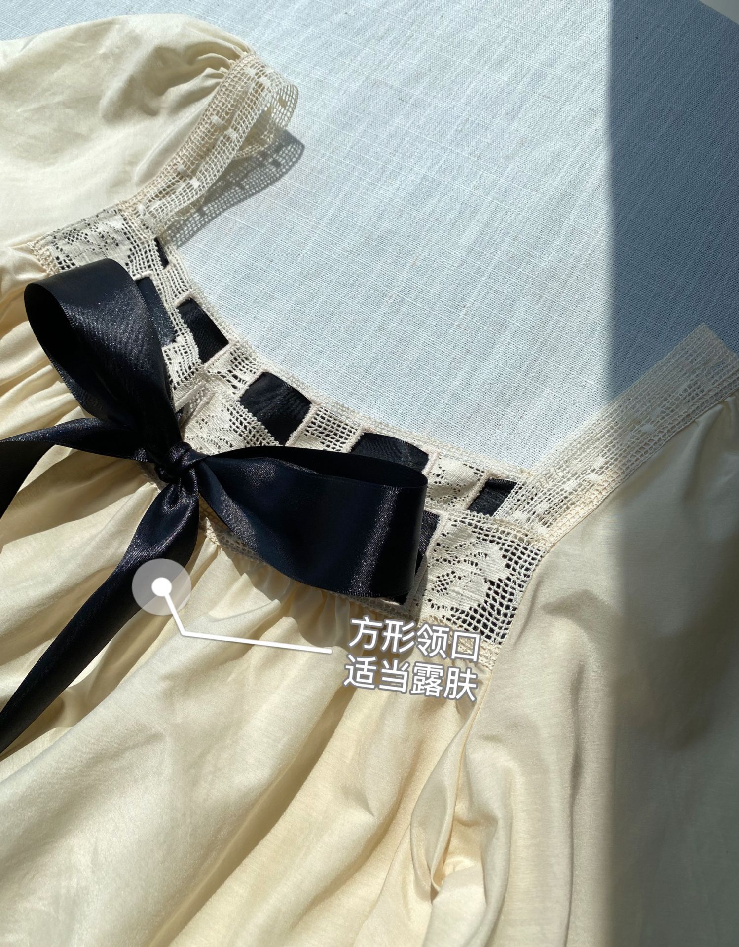 Bow square neck12.jpg