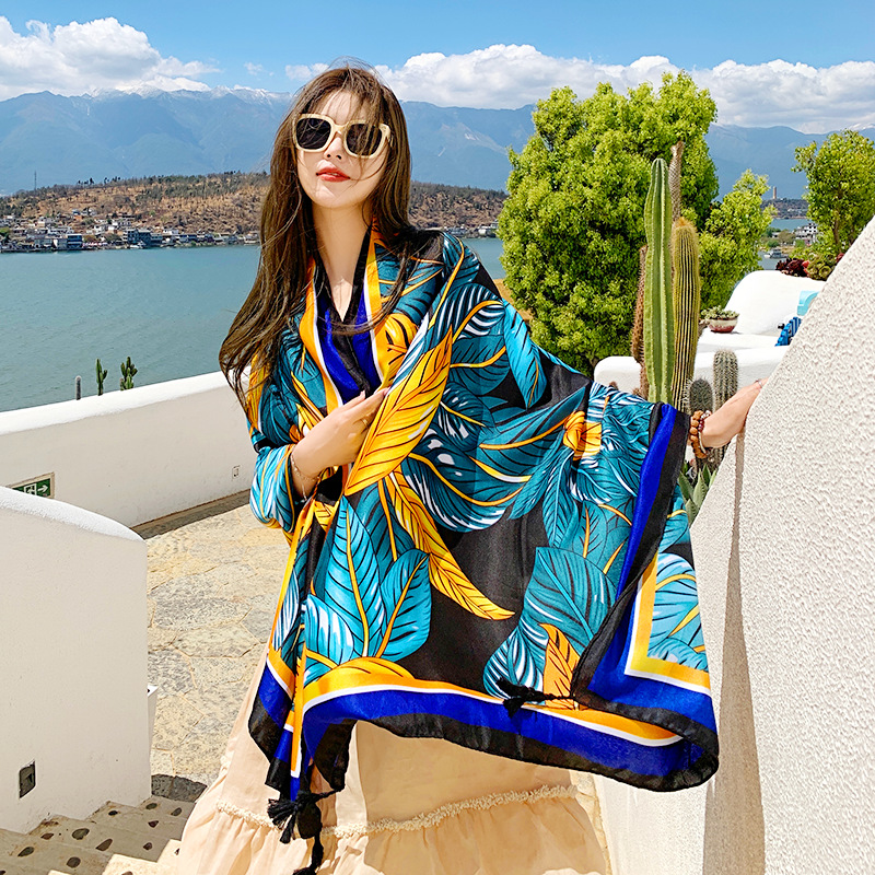 Beach trend fashionable soft comfortable cloak