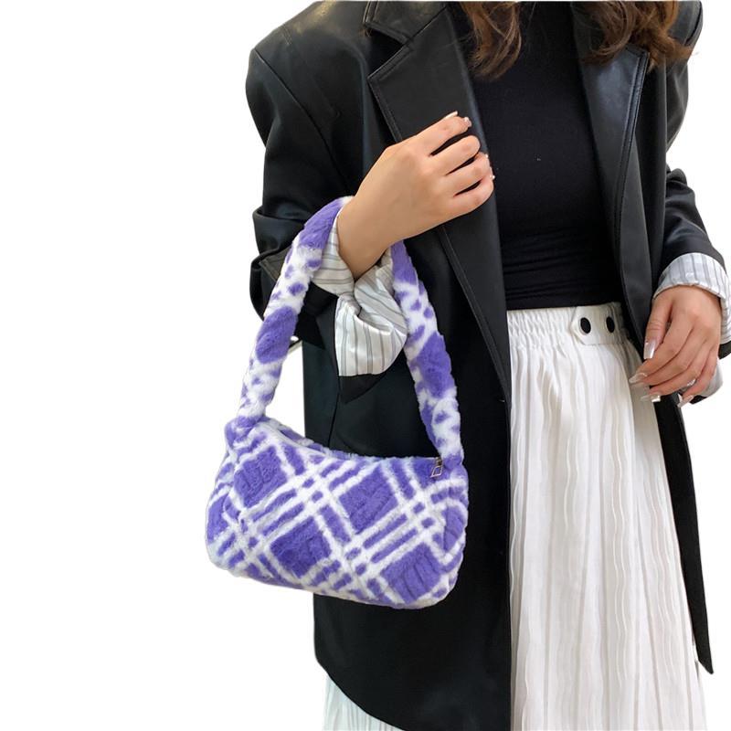 one-shoulder bag for leisure