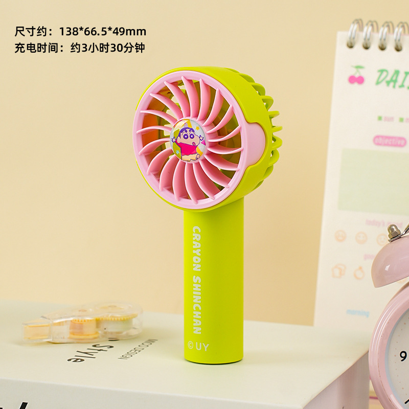 Crayon Shin-chan Macaron Series Pluma para ventilador de avión Estudiante de verano de escritorio portátil Carga USB eléctrica